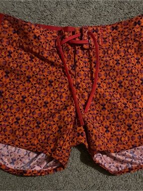 Women's Red & Purple Patterned Athletic Drawstring Shorts